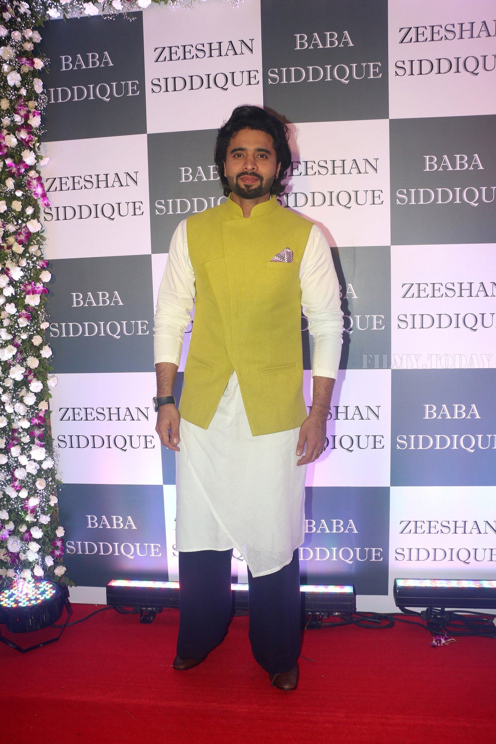Photos: Baba Siddiqui Iftar Party At Taj Lands End Add Files | Picture 1651416