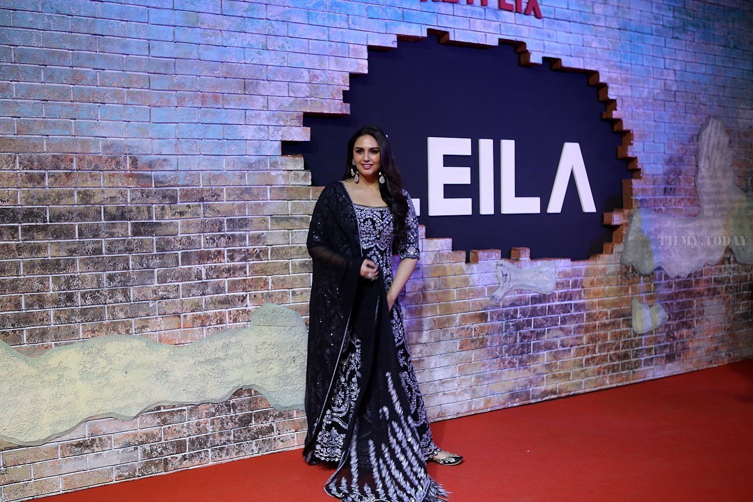 Huma Qureshi - Photos: Screening Of Netflix Original Leila At The Royal Opera House | Picture 1652680
