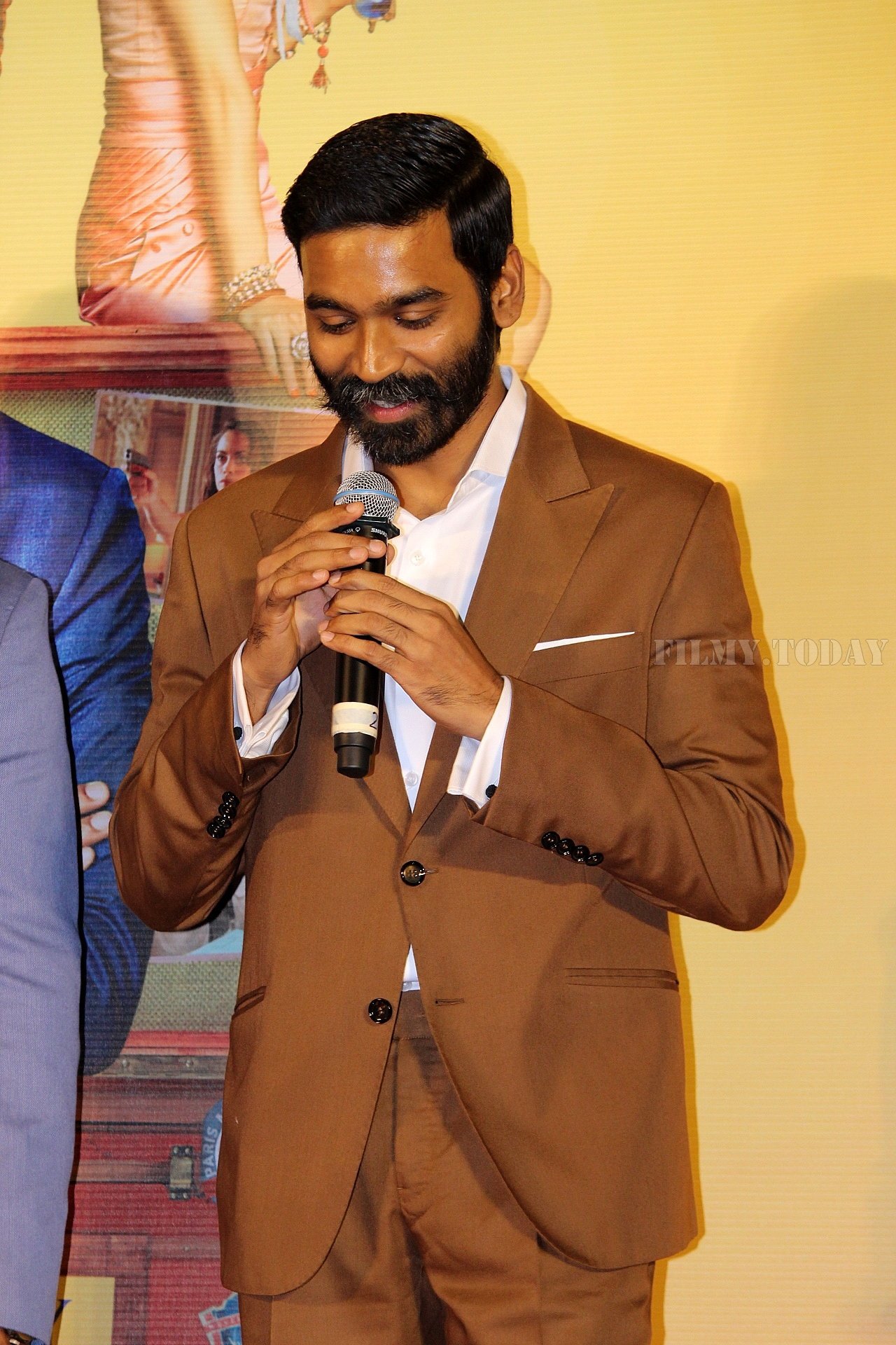 Dhanush - Photos: Trailer Launch Of The Extraordinary Journey Of The Fakir | Picture 1652454