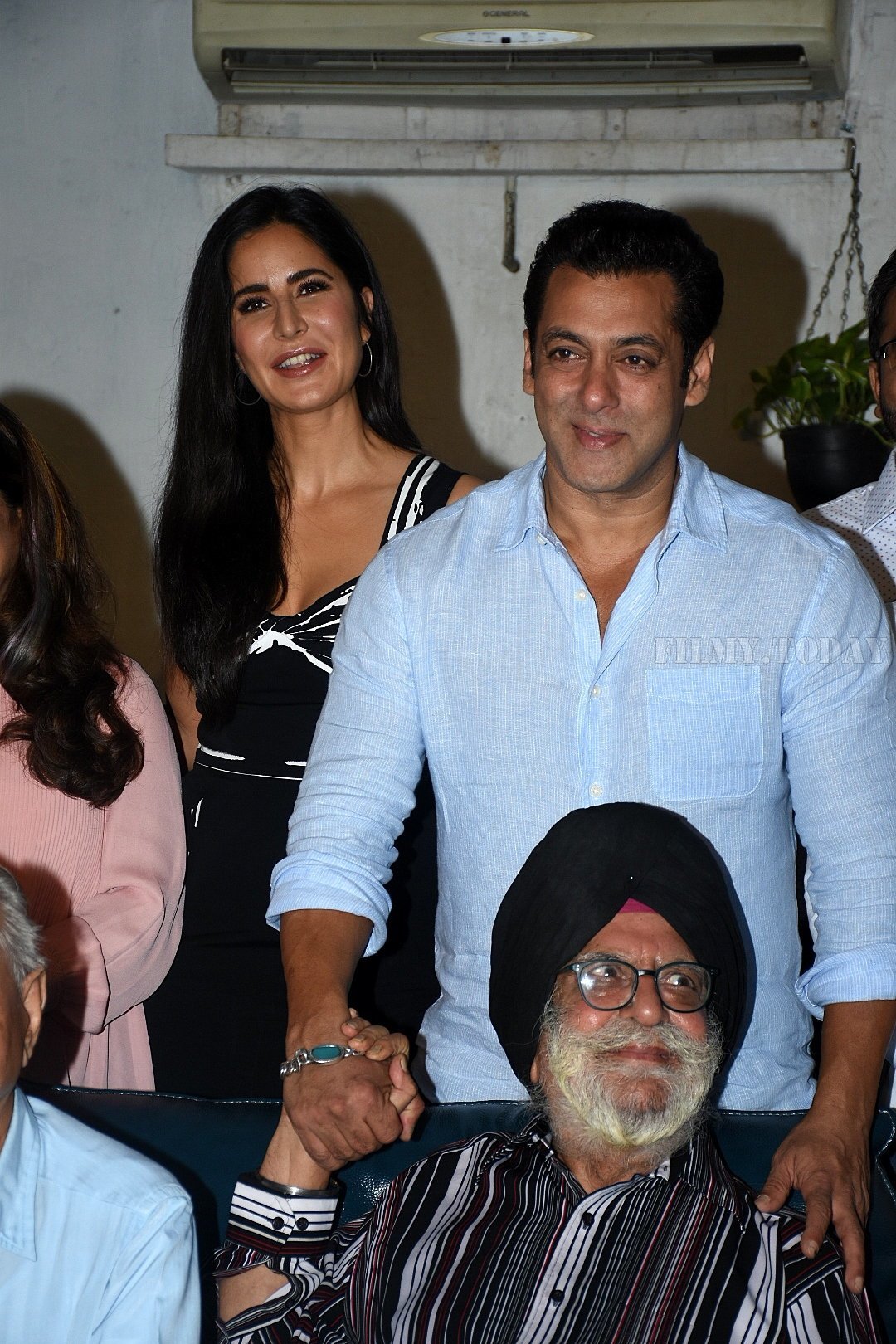 Photos: Special Screening Of Film Bharat For Families Separated During 1947 | Picture 1653836