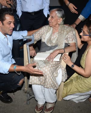 Photos: Special Screening Of Film Bharat For Families Separated During 1947 | Picture 1653832