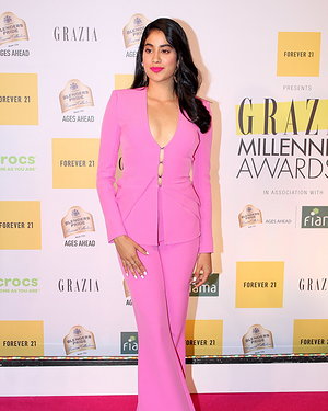 Janhvi Kapoor - Photos: Red Carpet Of 1st Edition Of Grazia Millennial Awards 2019 | Picture 1655473