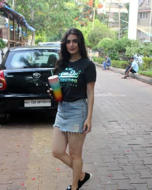 Shivaleeka Oberoi - Photos: Celebs Spotted at Andheri | Picture 1655782