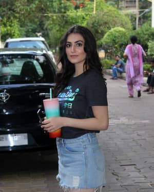 Shivaleeka Oberoi - Photos: Celebs Spotted at Andheri | Picture 1655787