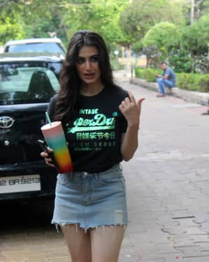Shivaleeka Oberoi - Photos: Celebs Spotted at Andheri | Picture 1655783
