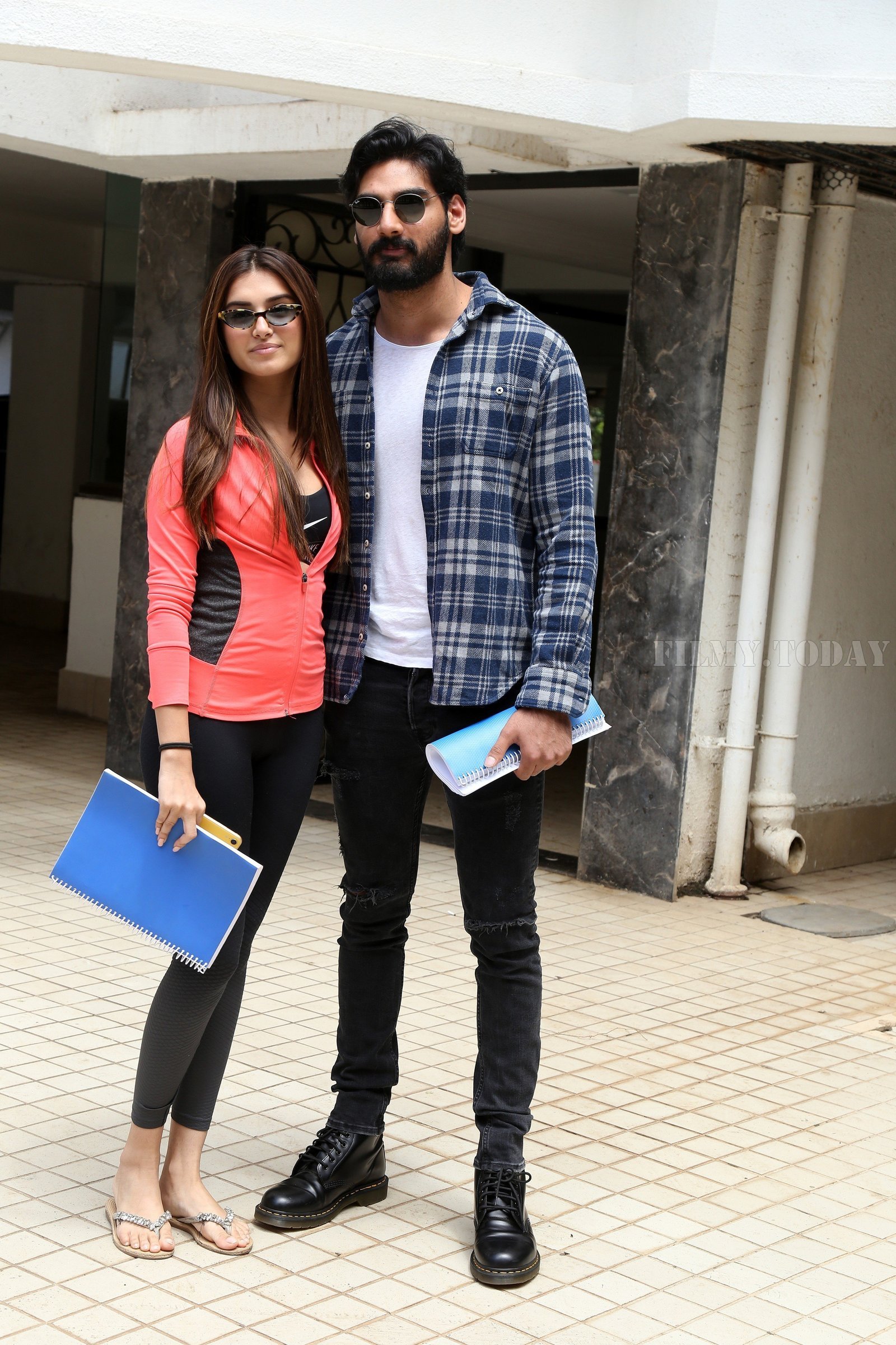 Photos: Celebs Spotted at Bandra | Picture 1657899