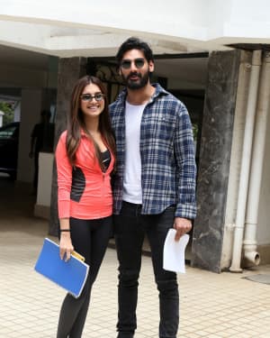 Photos: Celebs Spotted at Bandra | Picture 1657901