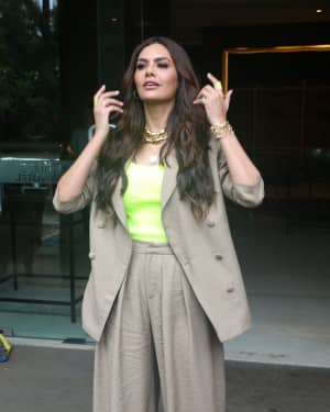 Photos: Esha Gupta Interacts Media For The Film One Day | Picture 1658381
