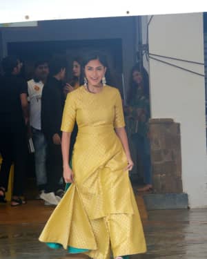 Mrunal Thakur - Photos: Promotions Of Film Super 30 At Sun N Sand In Juhu | Picture 1658388