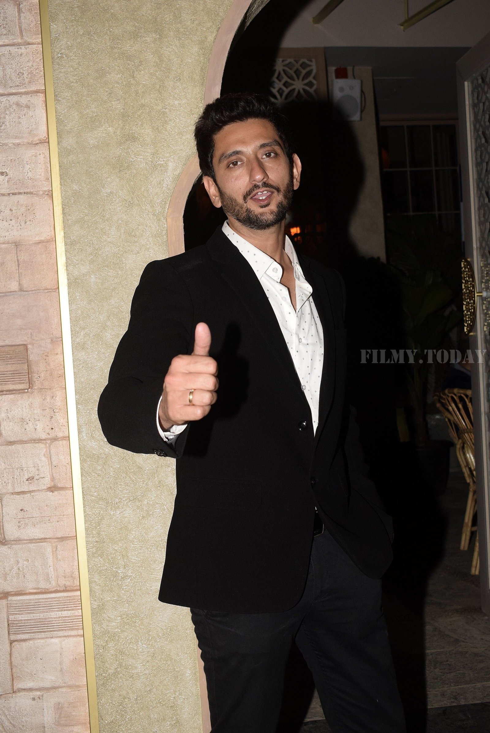 Photos: Celebs at Bayrout Restaurant for dinner party | Picture 1630275