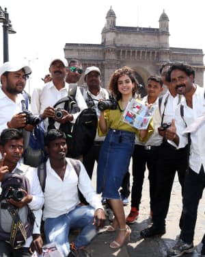 Photos: Promotion Of Film Photograph at Gateway Of India | Picture 1632549