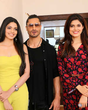 Photos: Promotion Of Film Junglee at Sun and Sand