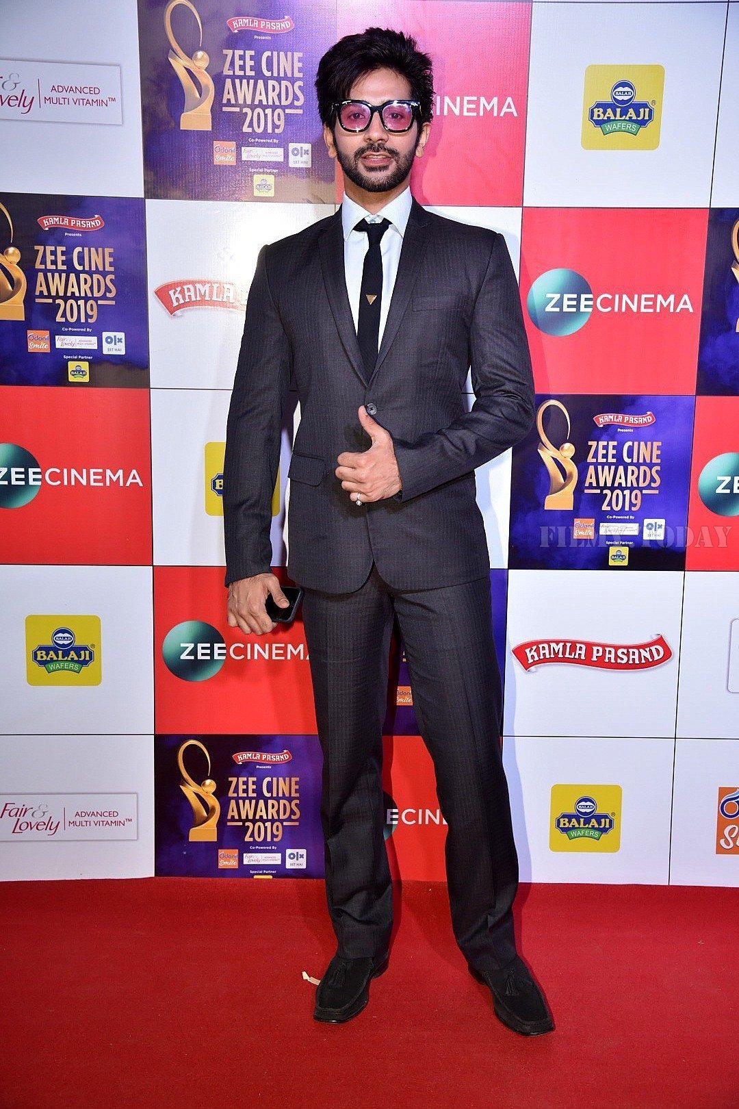 Photos: Celebs at Zee Cine Awards 2019 Red Carpet | Picture 1636602