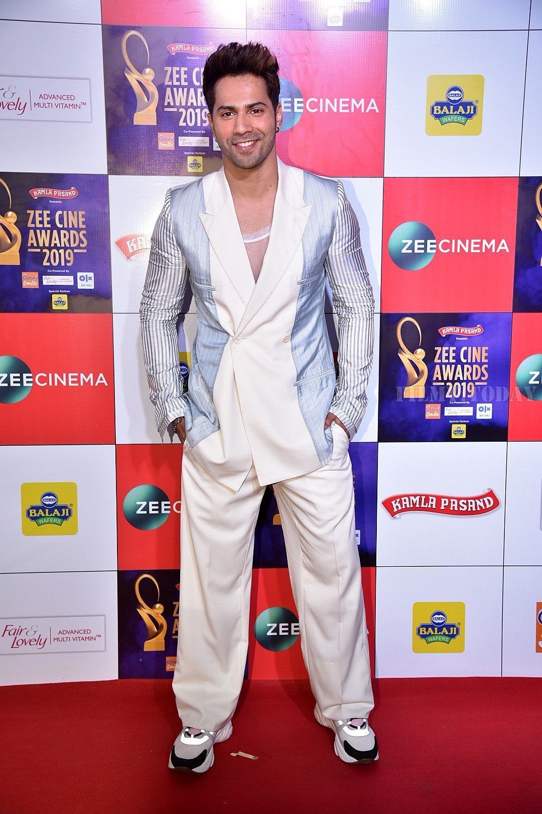 Photos: Celebs at Zee Cine Awards 2019 Red Carpet | Picture 1636623