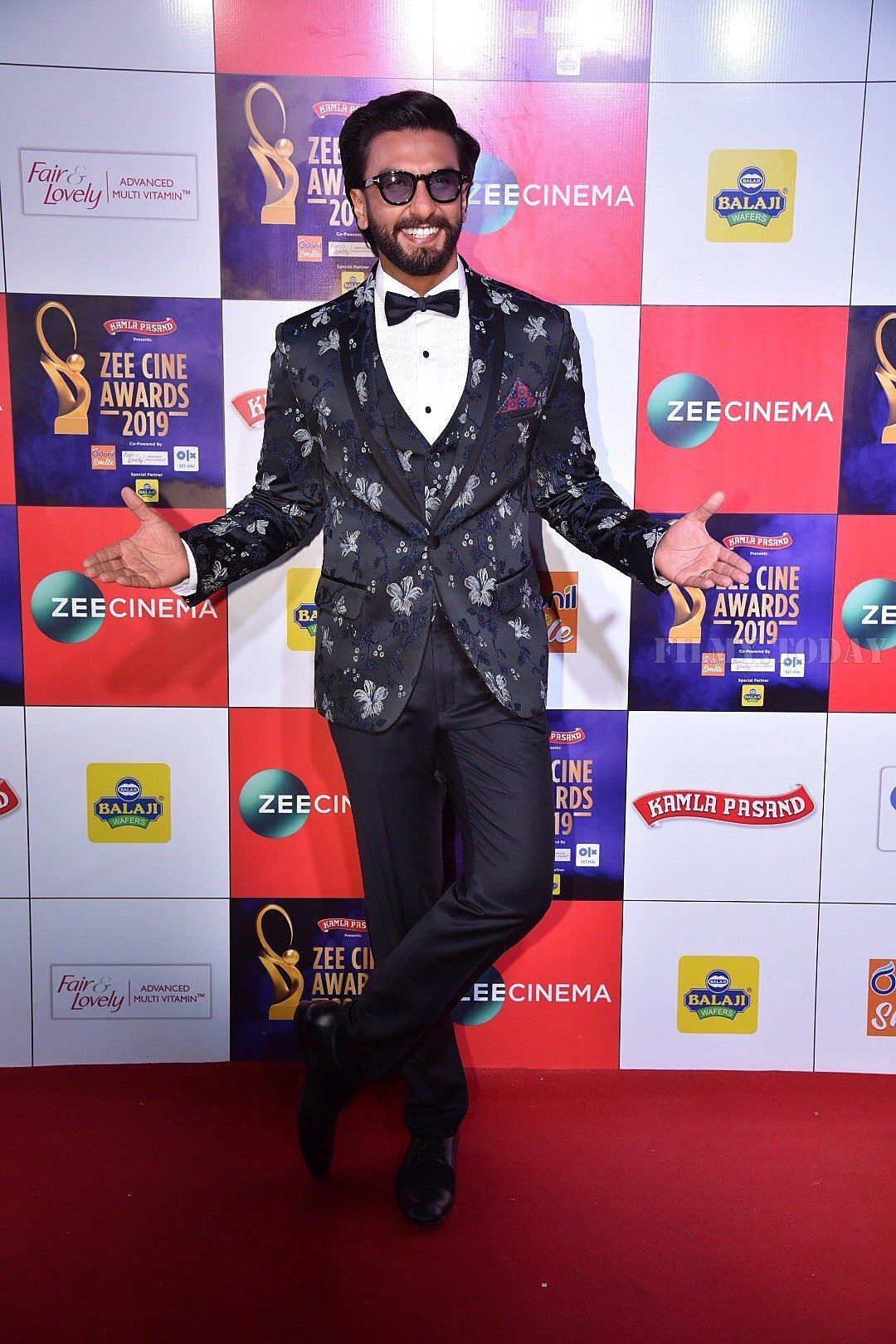 Ranveer Singh - Photos: Celebs at Zee Cine Awards 2019 Red Carpet | Picture 1636656
