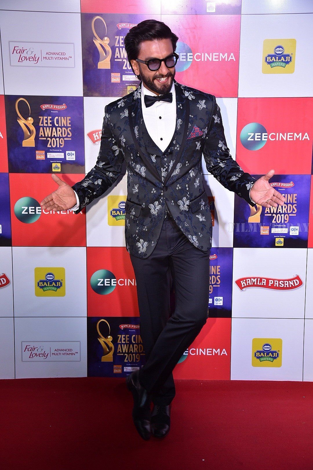 Ranveer Singh - Photos: Celebs at Zee Cine Awards 2019 Red Carpet | Picture 1636653