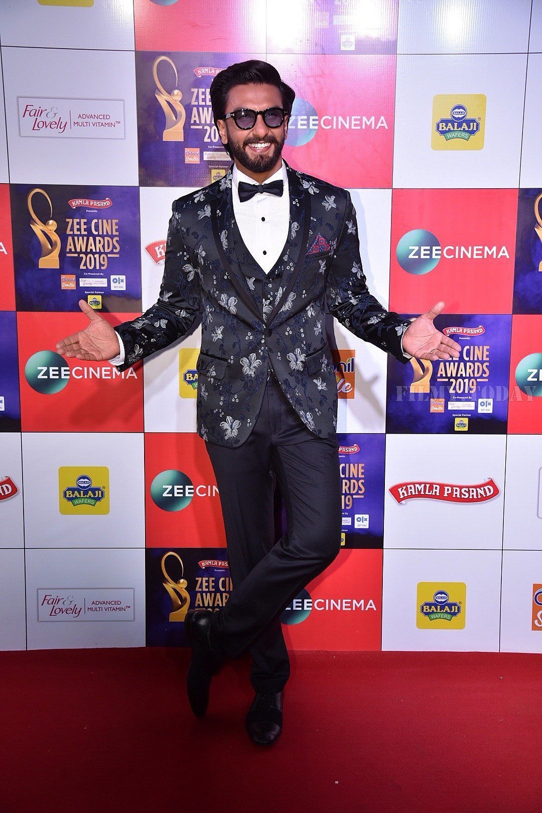 Ranveer Singh - Photos: Celebs at Zee Cine Awards 2019 Red Carpet | Picture 1636654
