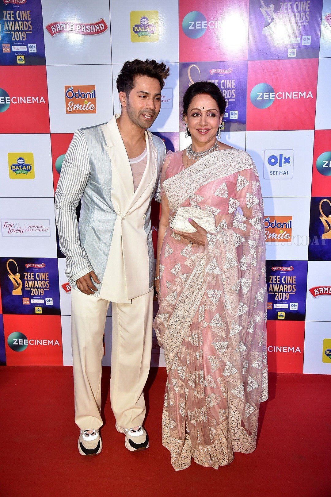 Photos: Celebs at Zee Cine Awards 2019 Red Carpet | Picture 1636620