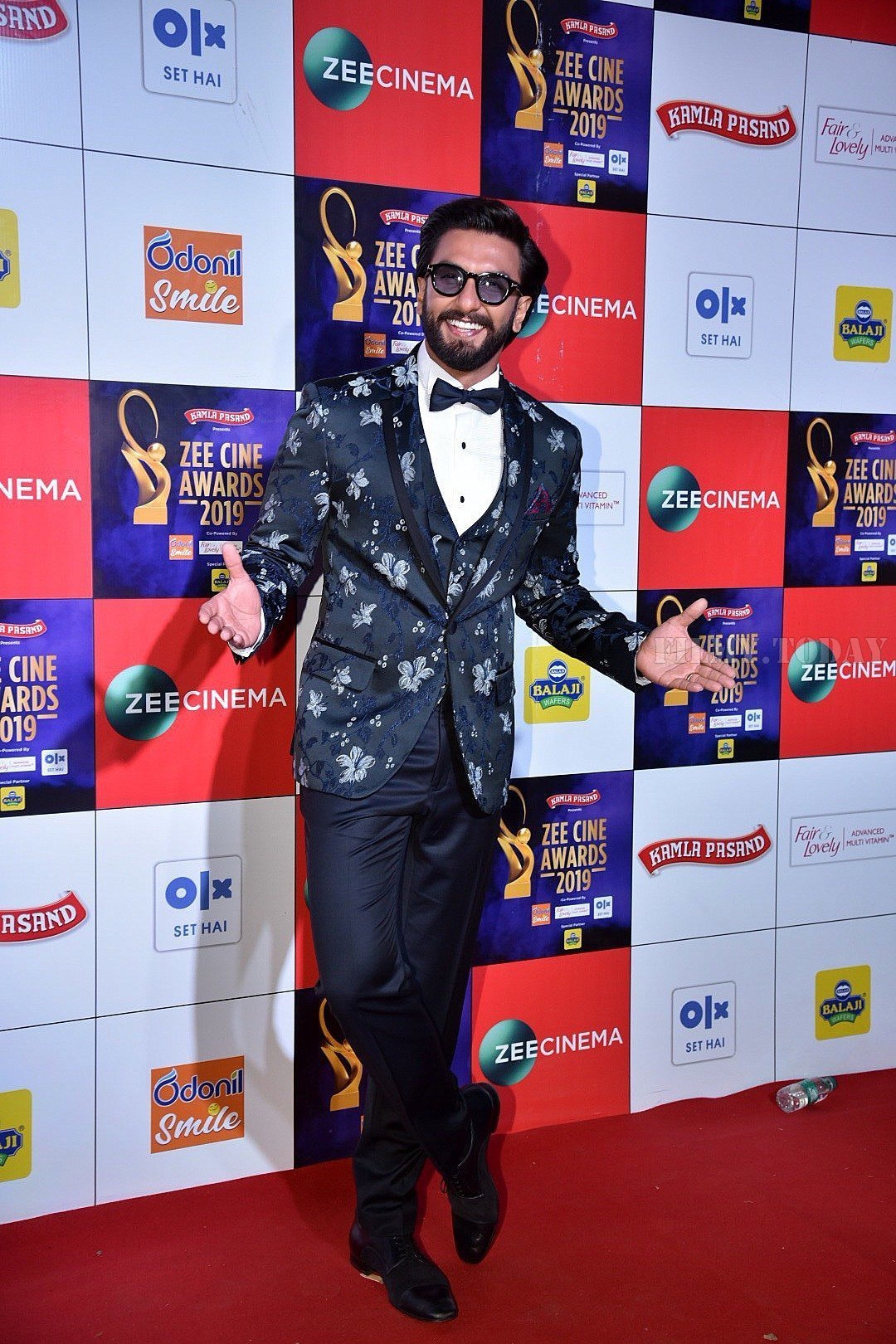 Ranveer Singh - Photos: Celebs at Zee Cine Awards 2019 Red Carpet | Picture 1636657