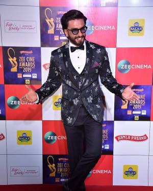 Ranveer Singh - Photos: Celebs at Zee Cine Awards 2019 Red Carpet | Picture 1636653