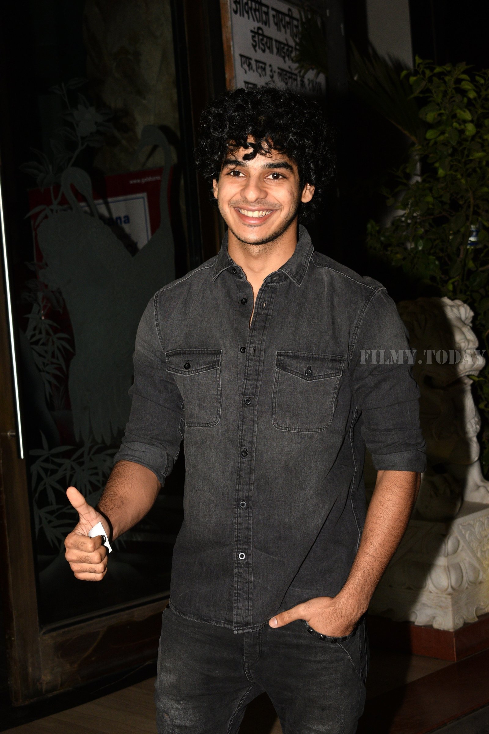 Ishaan Khattar - Photos: Rohini Iyer host a party for Guneet Monga to celebrate her Oscar Win | Picture 1638482
