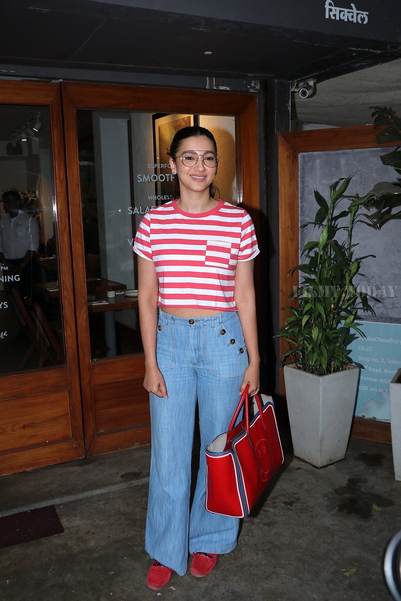 Photos: Gauhar Khan Spotted at Sequel Bandra | Picture 1638932