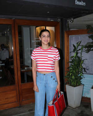 Photos: Gauhar Khan Spotted at Sequel Bandra | Picture 1638932