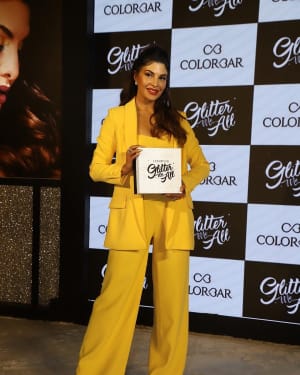 Photos: Jacqueline Fernandez at Launch Of Colorbar Glitter Me All | Picture 1638927