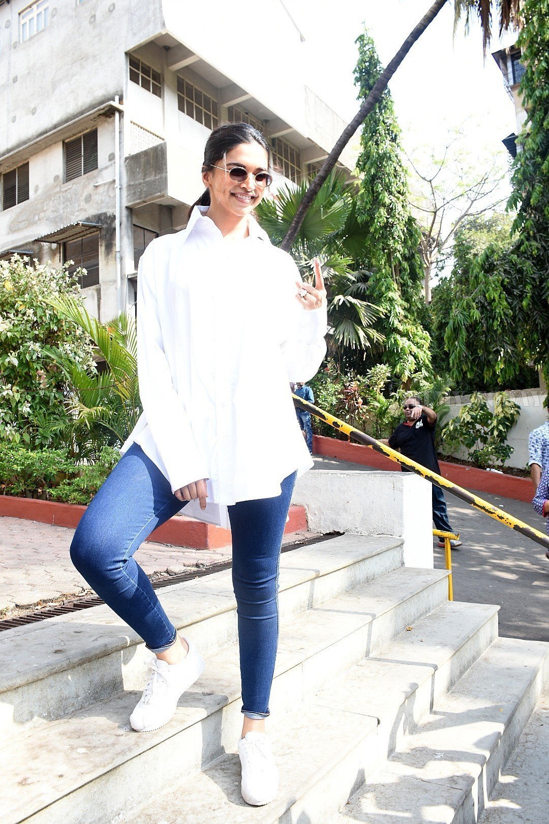 Deepika Padukone - Photos: Celebs Voting For 2019 Election | Picture 1645431