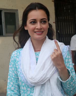 Dia Mirza - Photos: Celebs Voting For 2019 Election | Picture 1645492