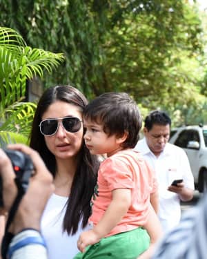 Kareena Kapoor - Photos: Celebs Voting For 2019 Election | Picture 1645473