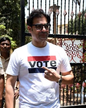Arbaaz Khan - Photos: Celebs Voting For 2019 Election