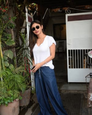 Photos: Mouni Roy Spotted at Versova | Picture 1645525