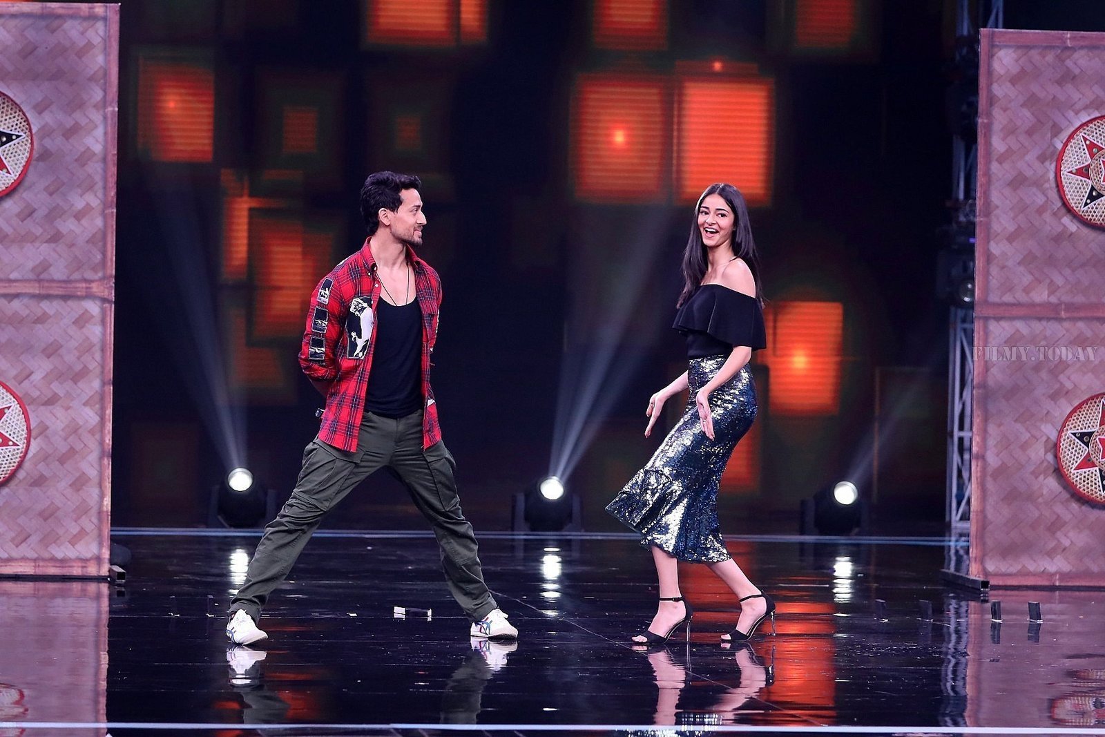 Photos: Promotion Of Student Of The year 2 on the sets of Super Dancer Chapter 3 | Picture 1645557
