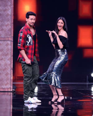 Photos: Promotion Of Student Of The year 2 on the sets of Super Dancer Chapter 3 | Picture 1645558