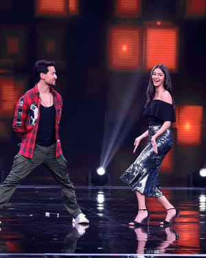 Photos: Promotion Of Student Of The year 2 on the sets of Super Dancer Chapter 3 | Picture 1645557