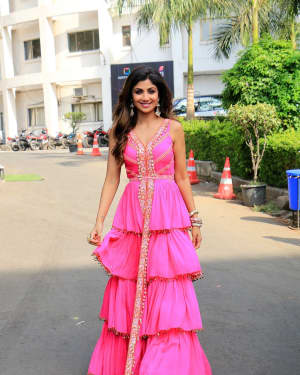 Shilpa Shetty - Photos: Promotion Of Student Of The year 2 on the sets of Super Dancer Chapter 3 | Picture 1645540