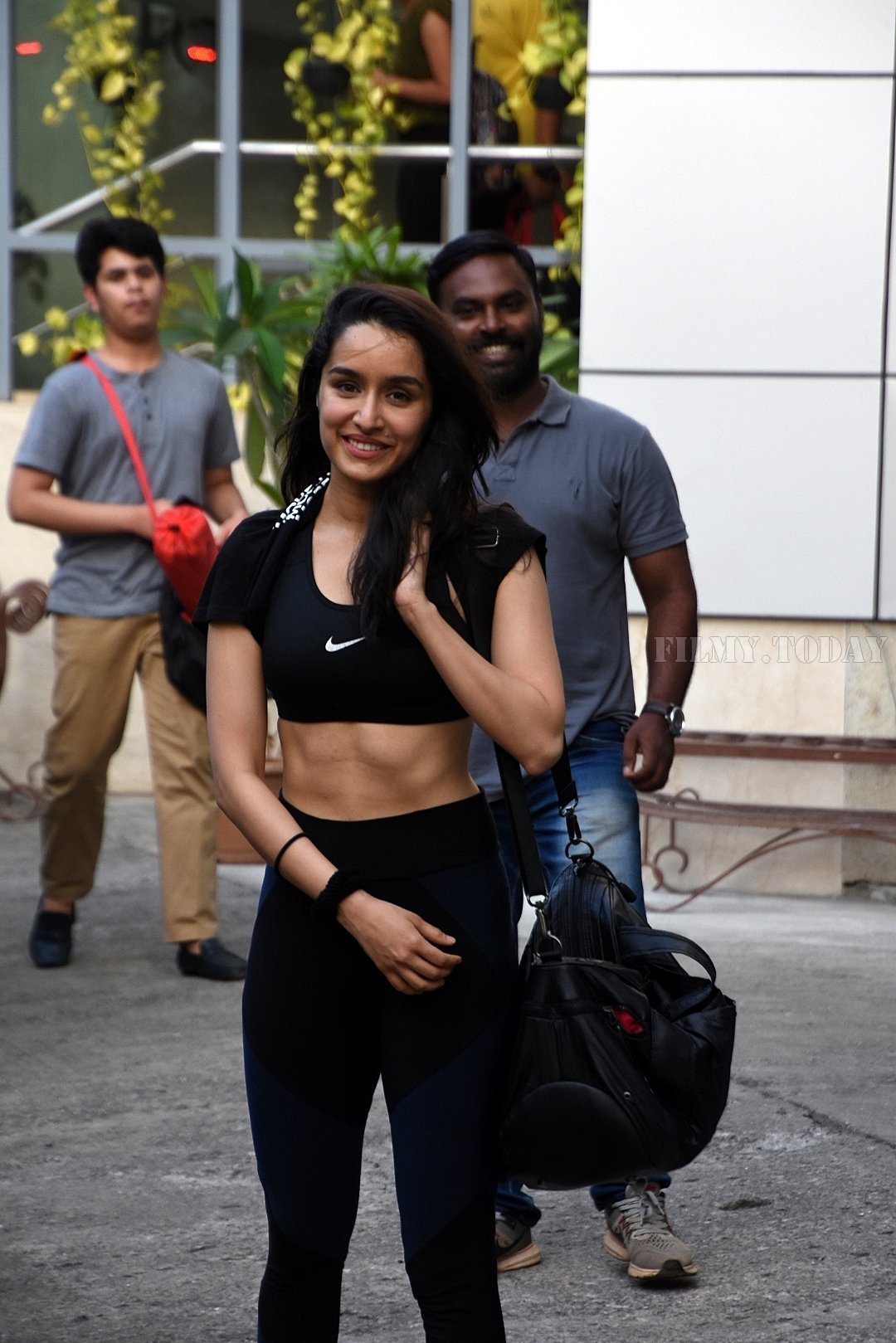 Photos: Shraddha Kapoor Spotted at Dance Class | Picture 1646476