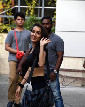 Photos: Shraddha Kapoor Spotted at Dance Class | Picture 1646477