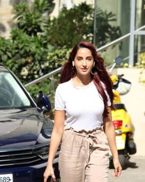 Nora Fatehi - Photos: Celebs Spotted at Bandra | Picture 1647851