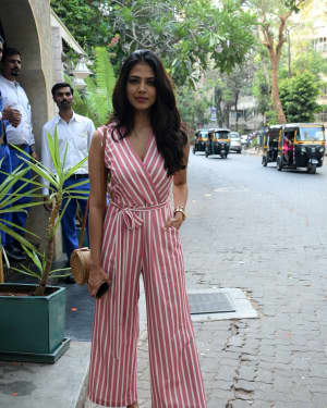 Malavika Mohanan - Photos: Celebs Spotted at Juhu | Picture 1647781