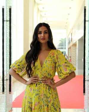 Sonal Chauhan - Photos: Press Conference of Zee 5 Original ‘Skyfire’ | Picture 1647895