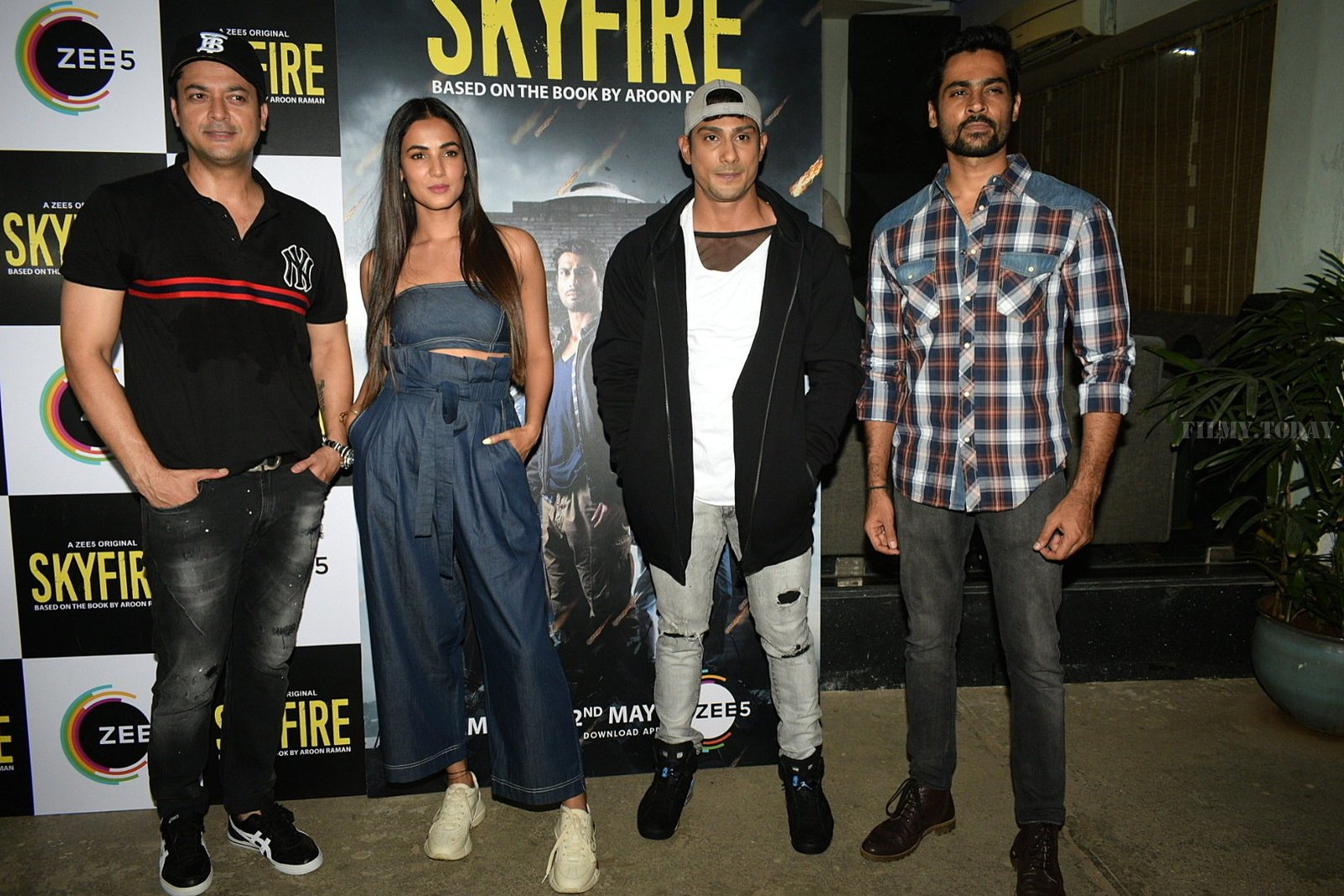 Photos: Screening Of Zee5's New Series Skyfire At Sunny Sound Juhu | Picture 1649685