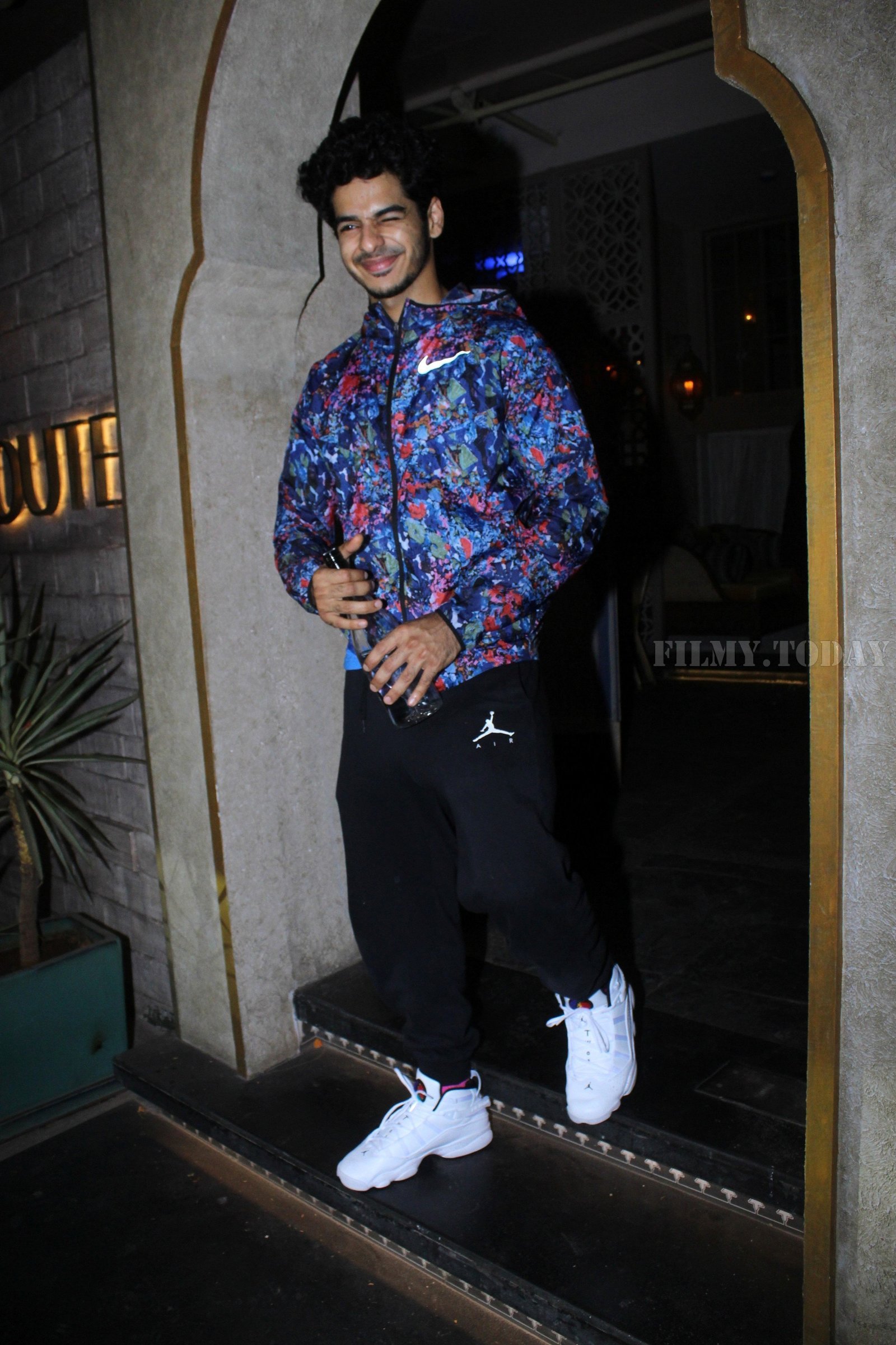 Ishaan Khattar - Photos: Celebs Spotted At Bayroute In Juhu | Picture 1650452