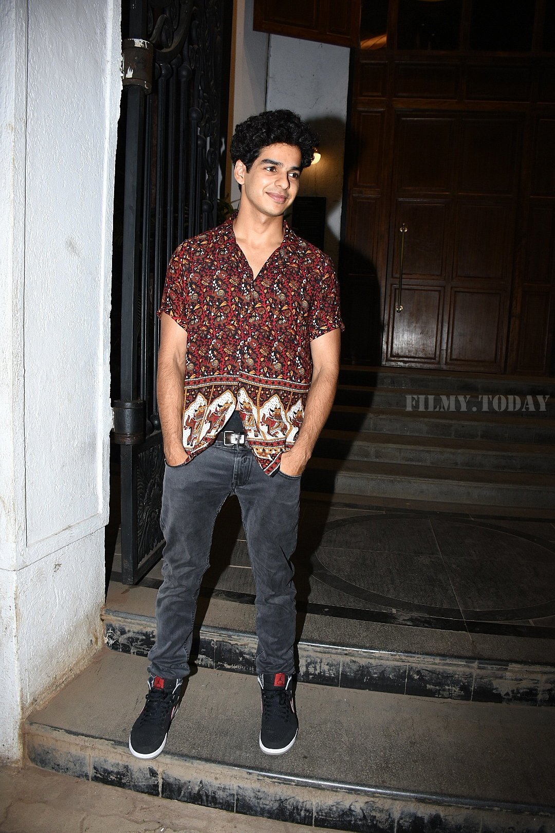 Ishaan Khattar - Photos: Celebs Spotted At Ministry Of Crabs | Picture 1650730