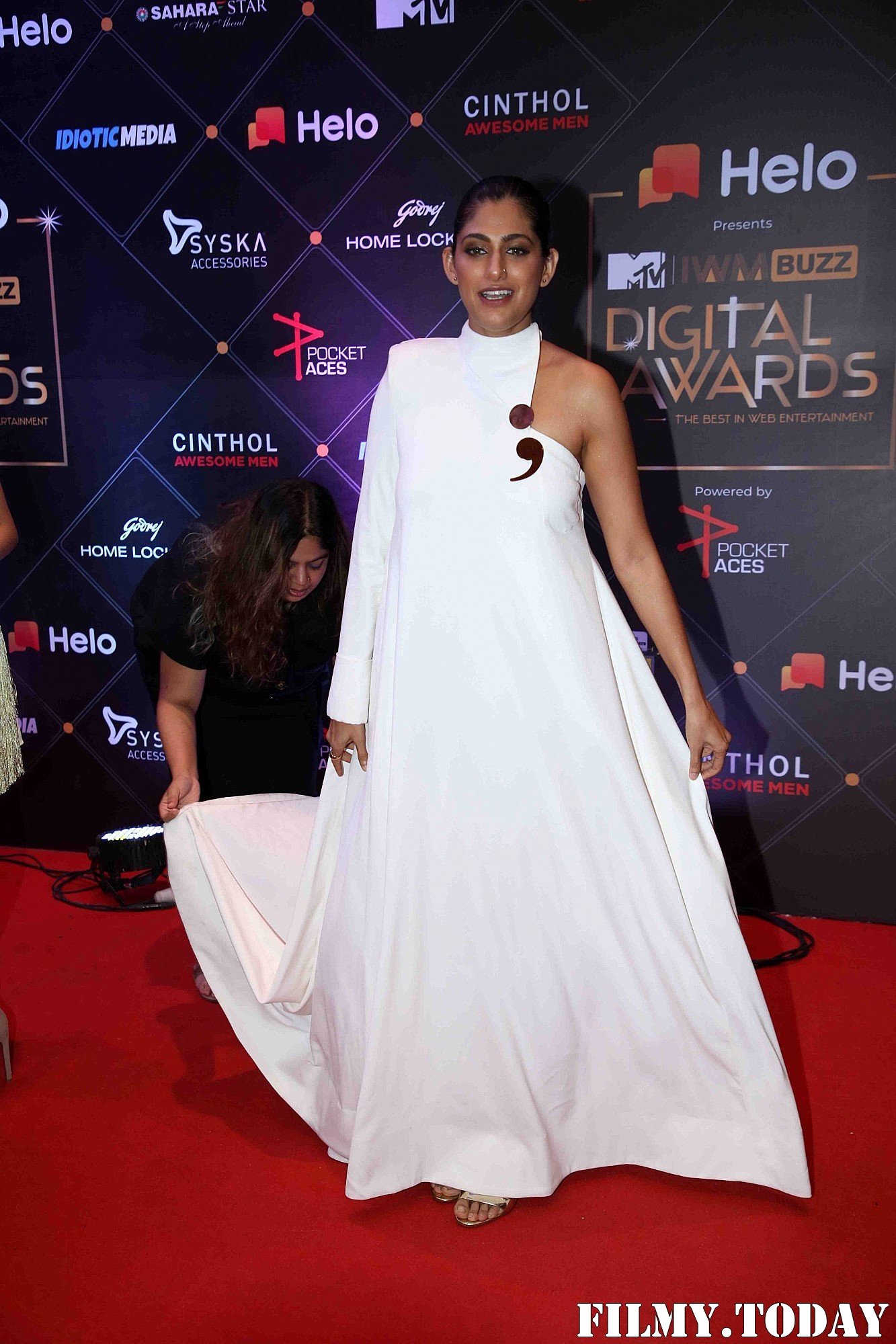 Kubbra Sait - Photos: Red Carpet For The 2nd Edition Of MTV IWMBuzz Digital Awards | Picture 1698191