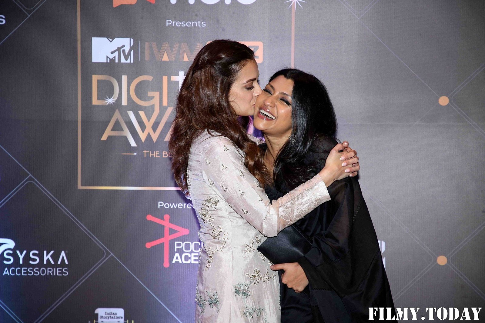 Photos: Red Carpet For The 2nd Edition Of MTV IWMBuzz Digital Awards | Picture 1698231