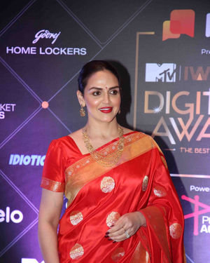 Esha Deol - Photos: Red Carpet For The 2nd Edition Of MTV IWMBuzz Digital Awards | Picture 1698213