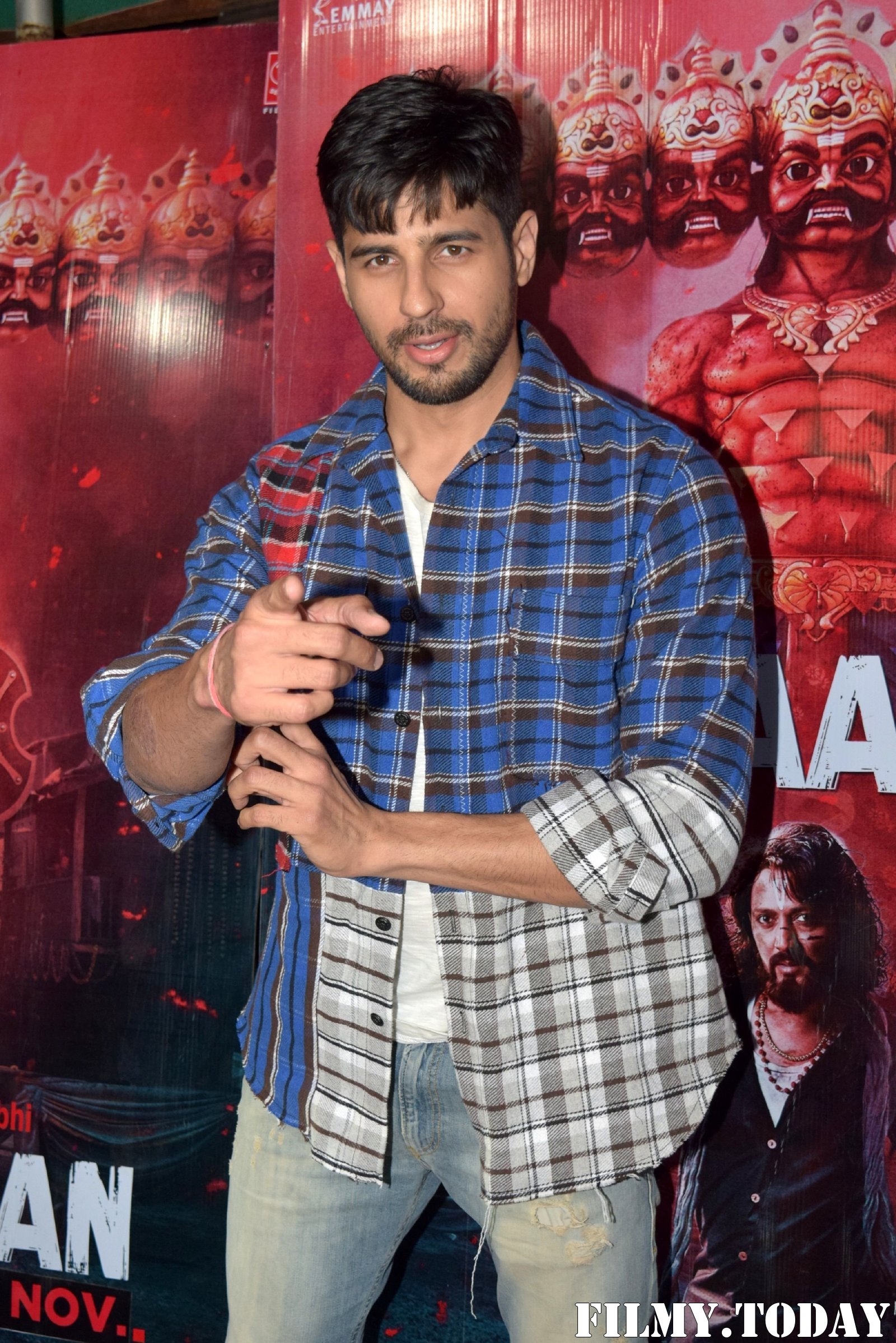 Sidharth Malhotra - Photos: Screening Of Marjaavaan At Sunny Sound | Picture 1699166