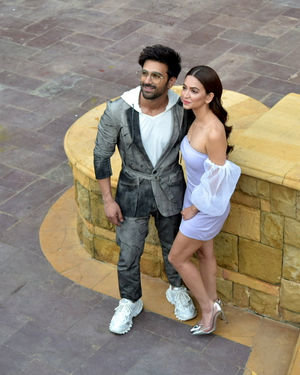 Photos: Promotion Of Film Pagalpanti At Jw Juhu | Picture 1700197